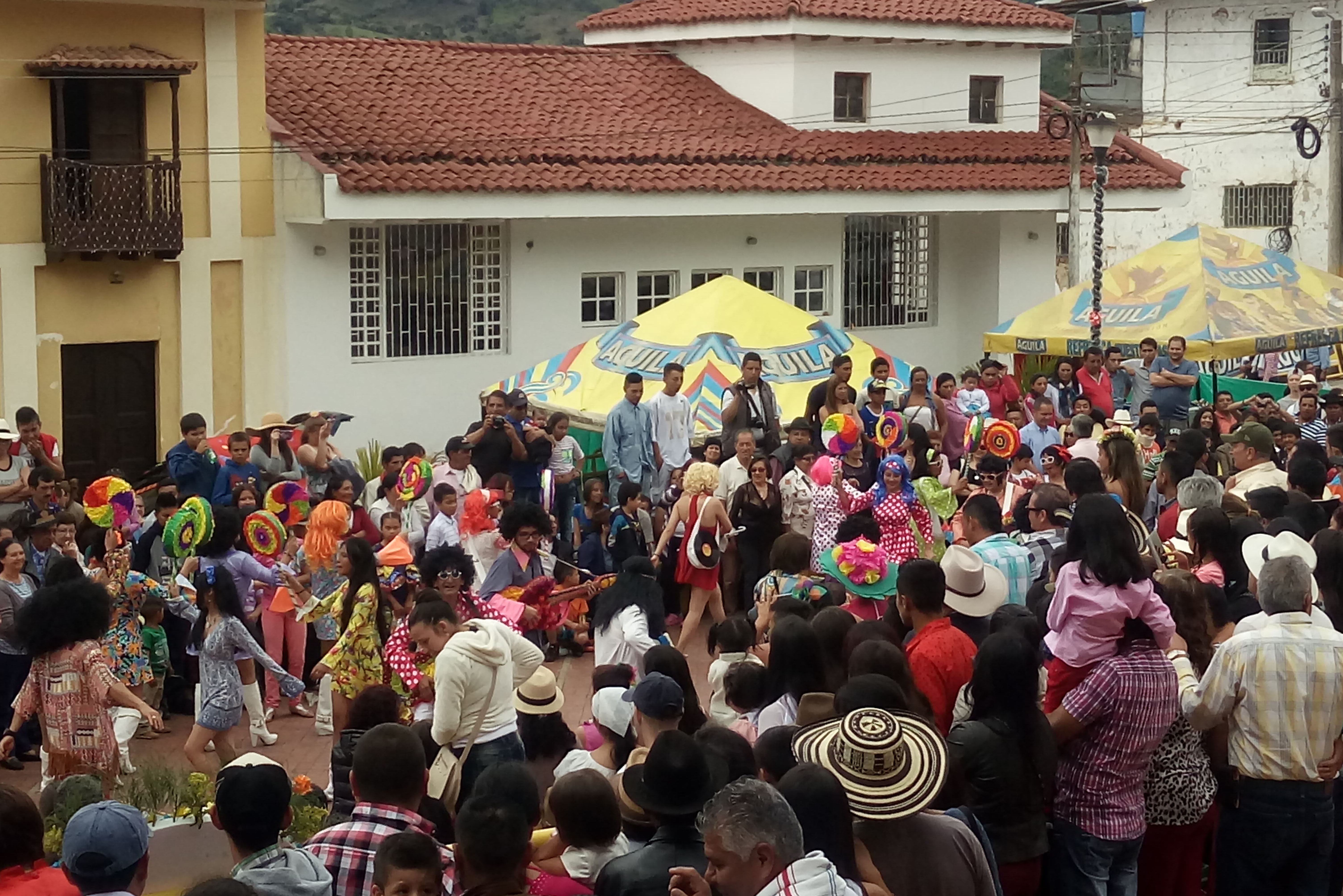 Ofrenda Floral y Cultural