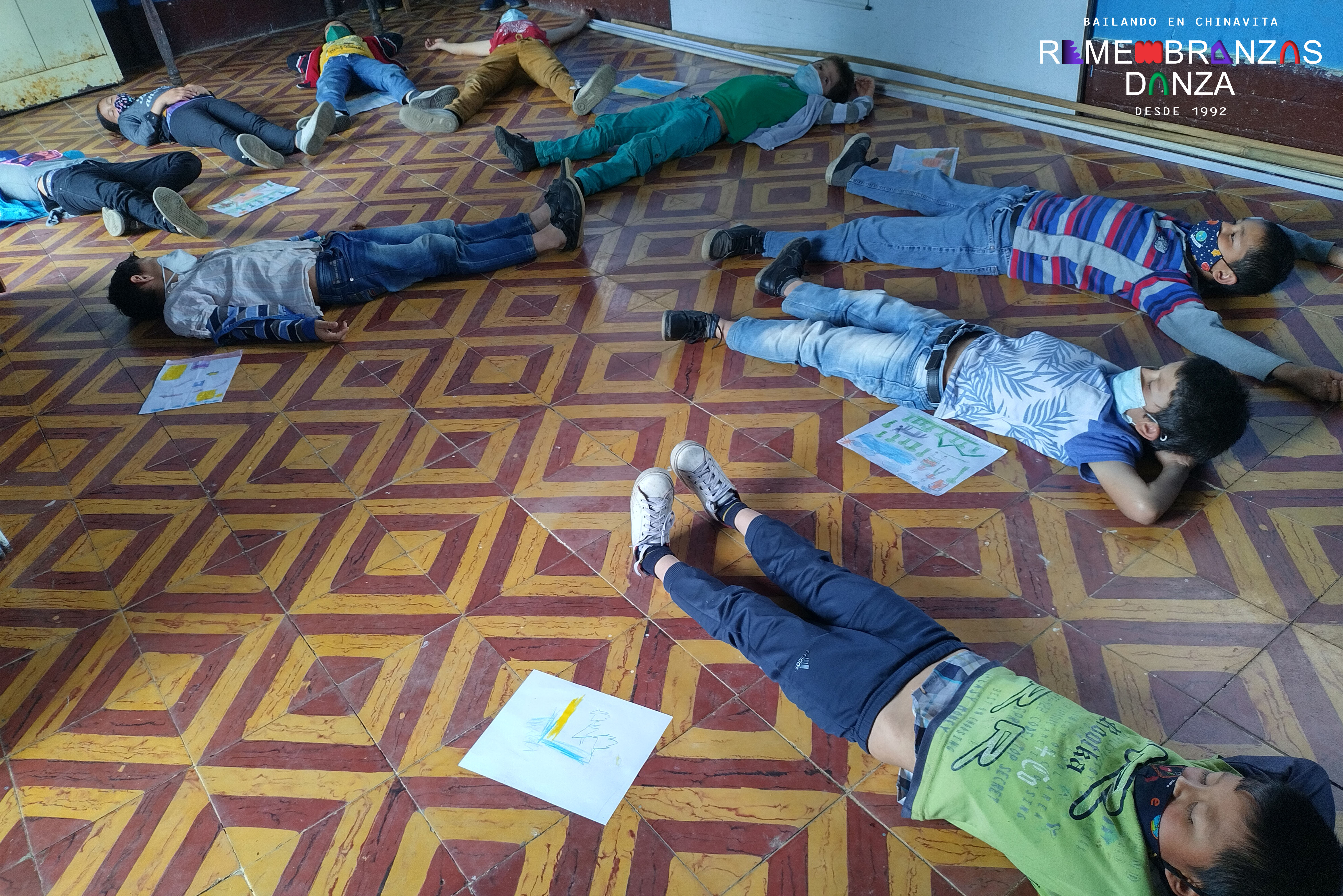 Remembranzas Danza: Silencio en Movimiento